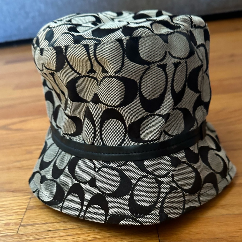 COACH bucket hat